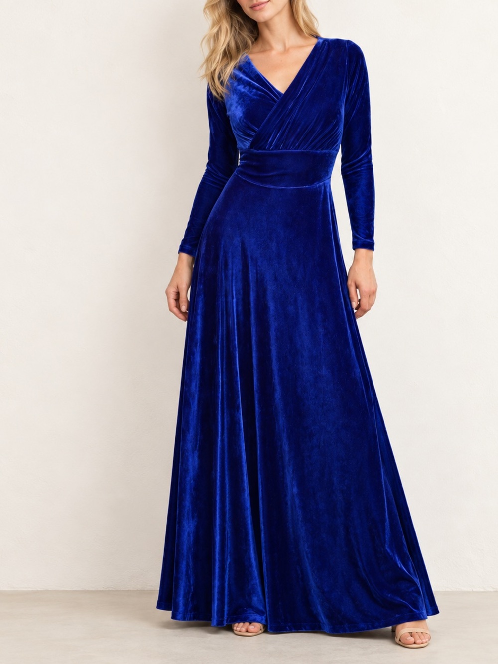 Urban CoCo blue stretch, velvet, long sleeve maxi dress size small